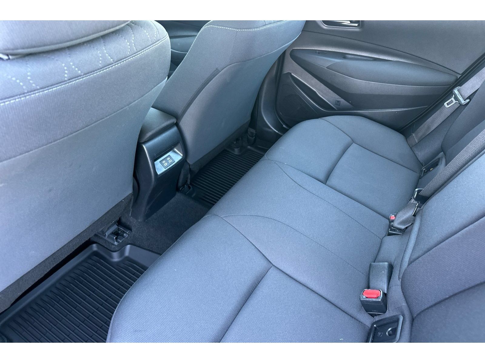 Certified 2024 Toyota Corolla LE FWD image 13