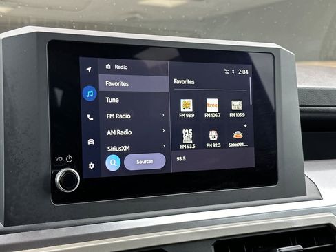 Used 2025 Toyota Tacoma SR5 image 18