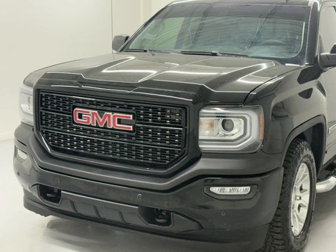 Used 2018 GMC Sierra 1500 SLT w/ All Terrain Package AWD/4WD image 59