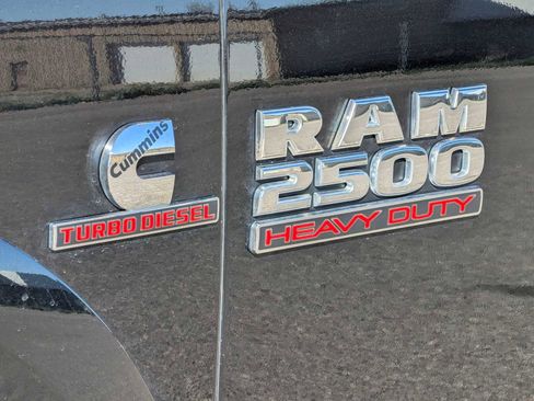 Used 2018 RAM 2500 Laramie w/ Snow Chief Group AWD/4WD image 11