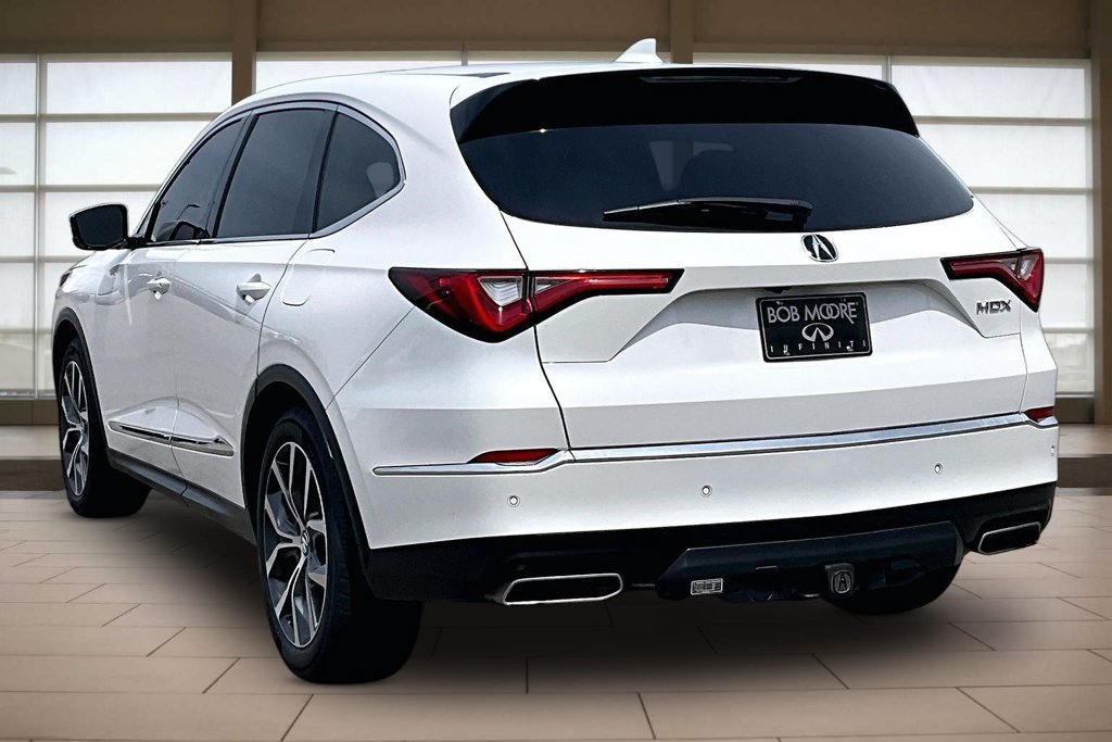 Used 2023 Acura MDX w/ Technology Package FWD image 12