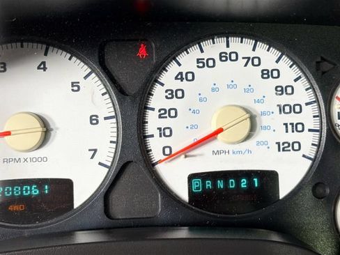 Used 2004 Dodge Ram 1500 Truck SLT w/ Quad Cab Value Group AWD/4WD image 13