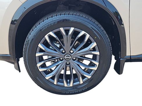 Used 2024 Nissan Rogue Platinum w/ Platinum Premium Package FWD image 31