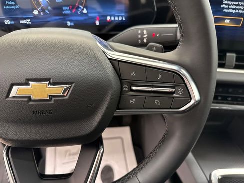 New 2026 Chevrolet Equinox LT w/ Convenience Package II image 25