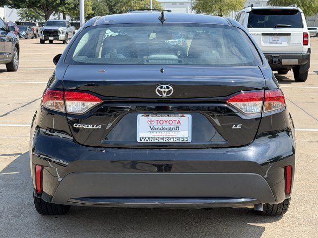 Used 2022 Toyota Corolla LE w/ Carpet Mat Package (TMS) FWD image 5