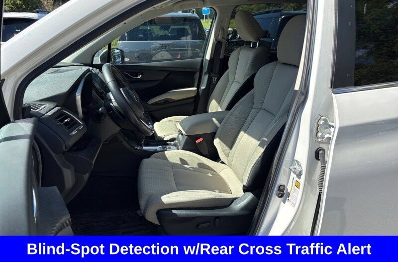 Used 2023 Subaru Ascent Premium w/ Convenience Package AWD/4WD image 7