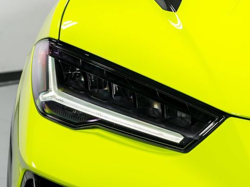 Used 2024 Lamborghini Urus Performante AWD/4WD image 49