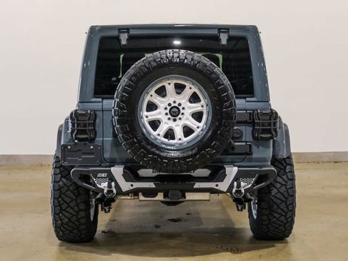 Used 2024 Jeep Wrangler Unlimited Rubicon 392 image 40