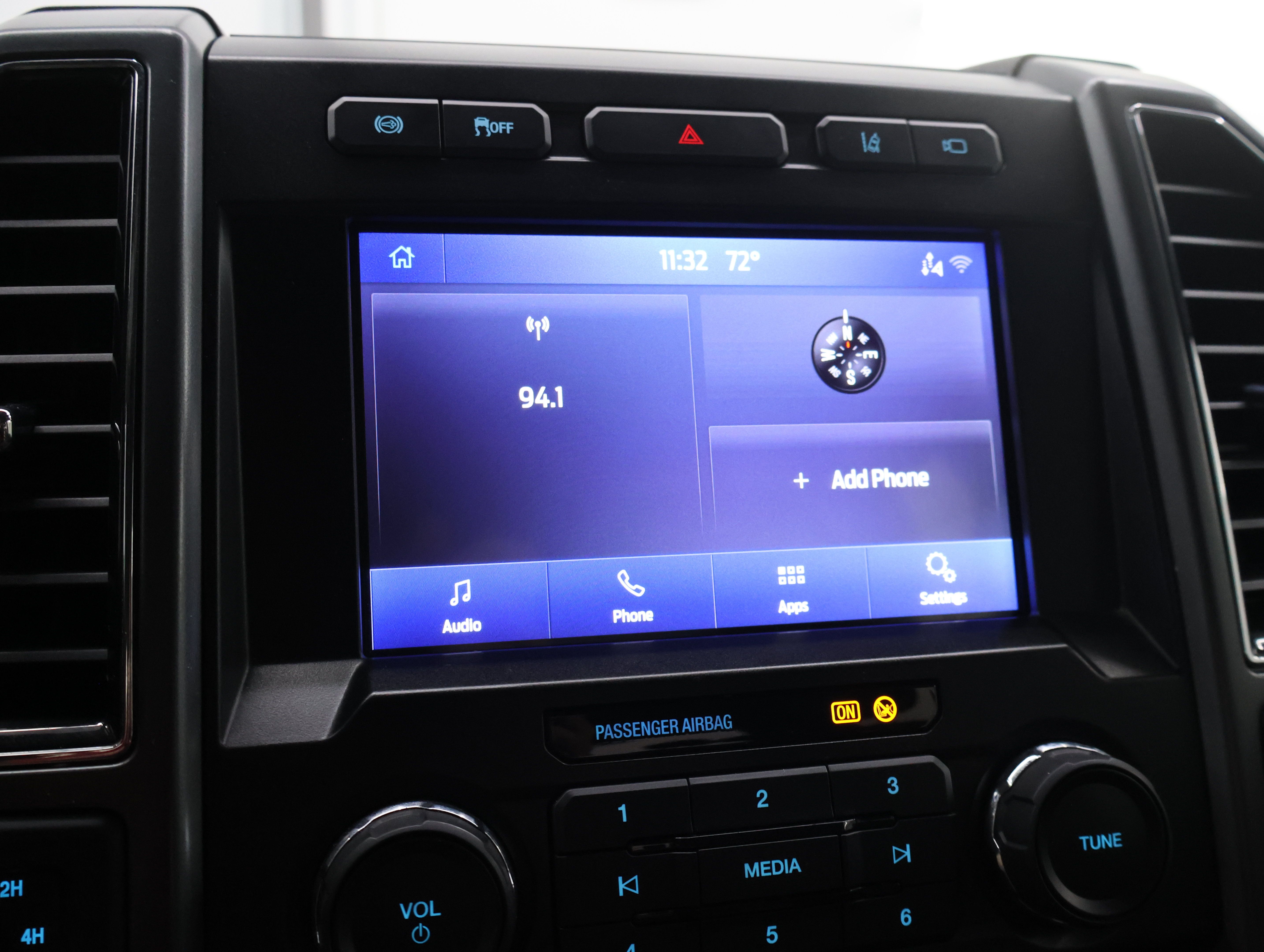 Used 2021 Ford F250 XLT w/ XLT Premium Package AWD/4WD image 55