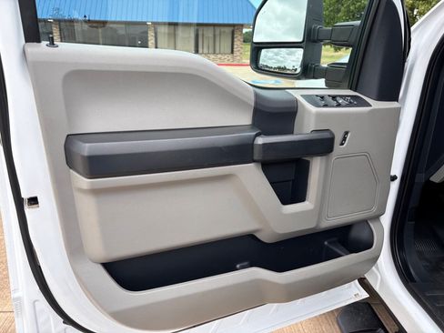 Used 2022 Ford F350 XL w/ STX Appearance Package AWD/4WD image 14
