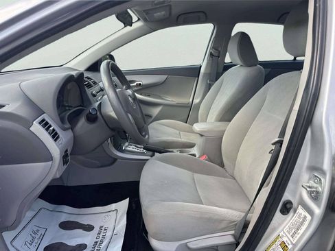 Used 2010 Toyota Corolla LE w/ All Weather Guard Pkg FWD image 17