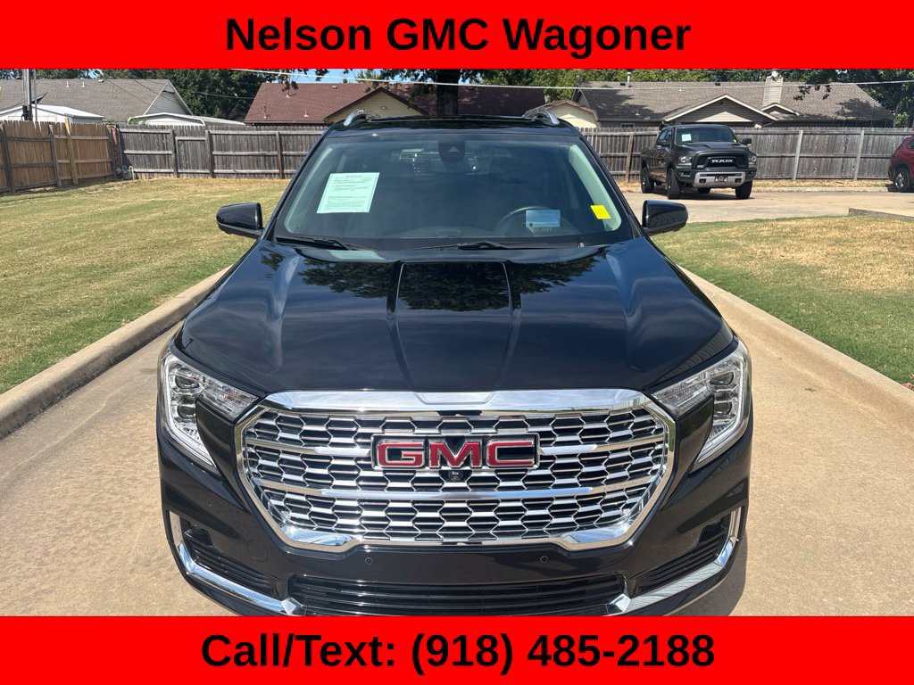 Used 2024 GMC Terrain Denali w/ Black Diamond Edition AWD/4WD image 2