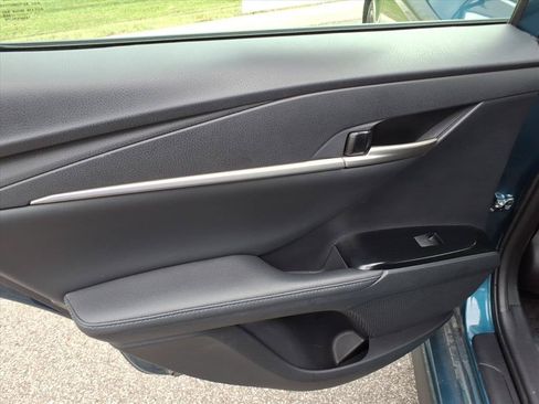 Used 2025 Toyota Camry XSE FWD image 22