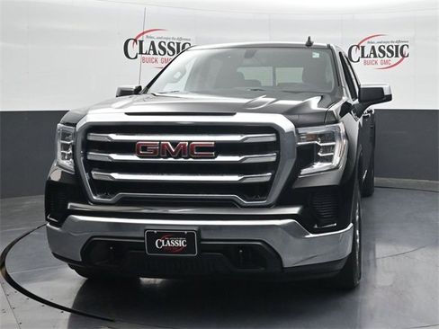 Used 2020 GMC Sierra 1500 SLE w/ SLE Value Package image 4
