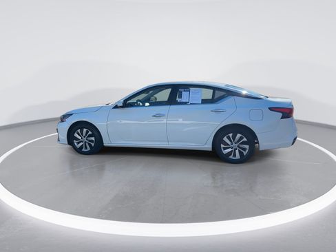 Used 2023 Nissan Altima 2.5 S image 6