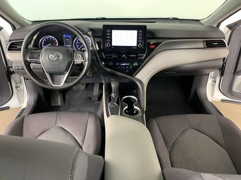 Used 2024 Toyota Camry LE image 33