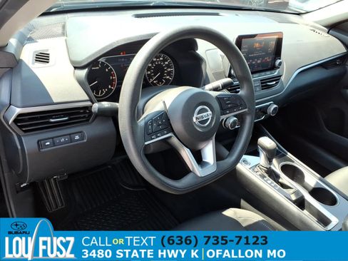 Used 2021 Nissan Altima 2.5 SV FWD image 8