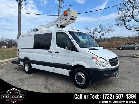 Used 2012 Mercedes-Benz Sprinter 3500 w/ High Idle Fixed Pkg image 18