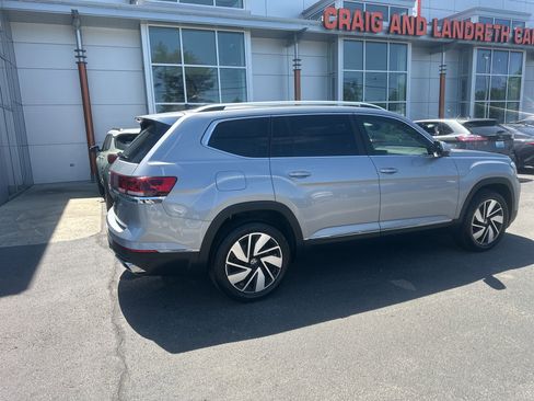 Used 2024 Volkswagen Atlas SEL AWD/4WD image 5