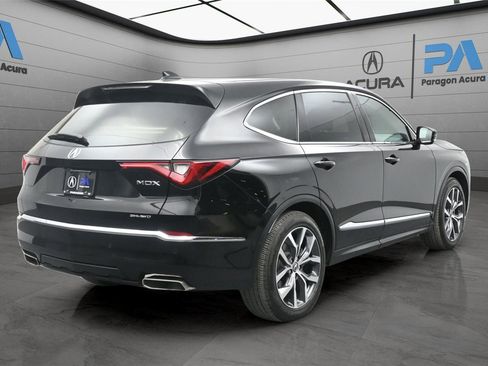 Used 2024 Acura MDX SH-AWD w/ Technology Package image 26