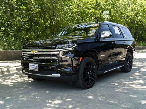 Used 2023 Chevrolet Tahoe Premier AWD/4WD image 5