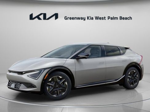 New 2025 Kia EV6 Wind image 4