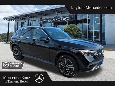 Used 2026 Mercedes-Benz GLC 300 image 1
