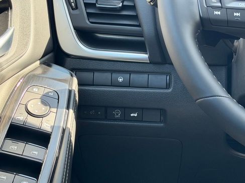 New 2026 Nissan Rogue SV FWD image 23