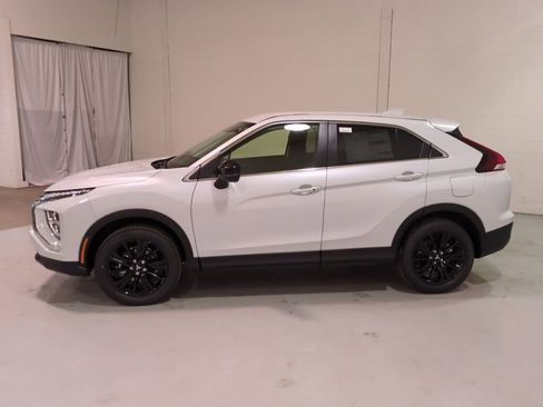 New 2025 Mitsubishi Eclipse Cross LE image 7