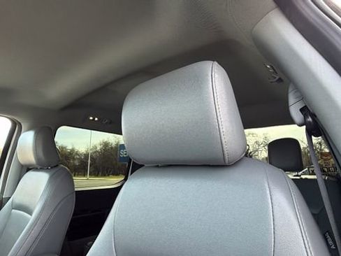 Used 2023 Ford F250 XL w/ XL Chrome Package image 23