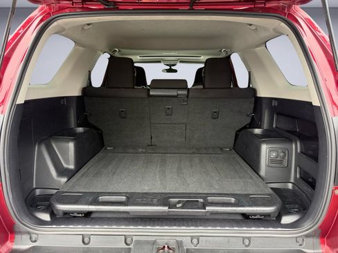 Used 2012 Toyota 4Runner Trail AWD/4WD image 7