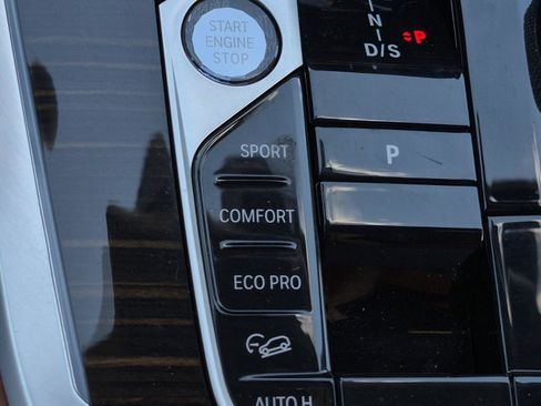 Certified 2024 BMW X7 xDrive40i w/ Executive Package AWD/4WD image 40