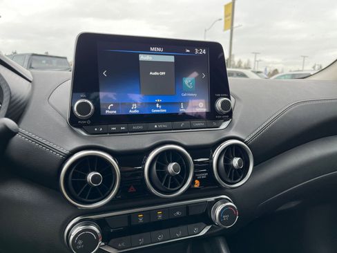 Used 2025 Nissan Sentra SV image 20