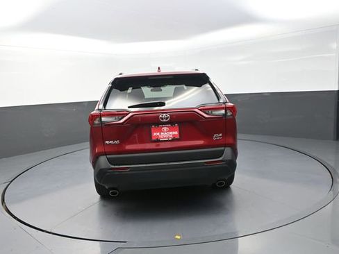 Used 2025 Toyota RAV4 XLE AWD/4WD image 56