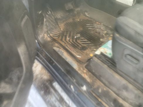 Used 2022 Chevrolet Silverado 1500 RST w/ Z71 Off-Road Package AWD/4WD image 11