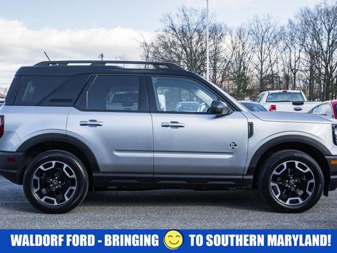 Certified 2022 Ford Bronco Sport Outer Banks w/ Tech Package image 3