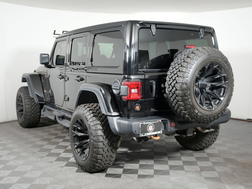 Used 2024 Jeep Wrangler Unlimited Rubicon 392 AWD/4WD image 3