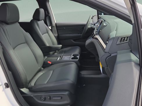 New 2026 Honda Odyssey Sport-L image 16