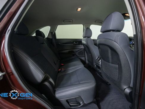 Used 2019 Kia Sorento AWD image 35
