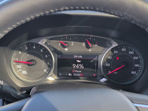 Used 2022 Chevrolet Equinox Premier image 24