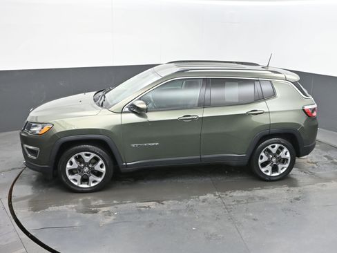 Used 2019 Jeep Compass Limited image 33