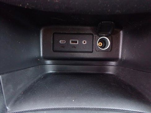 Used 2023 Chevrolet Equinox LT image 22