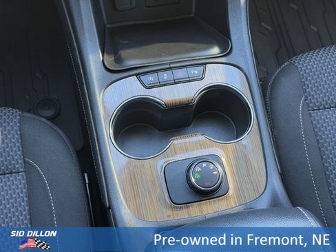 Used 2020 GMC Acadia SLE w/ Trailering Package image 11