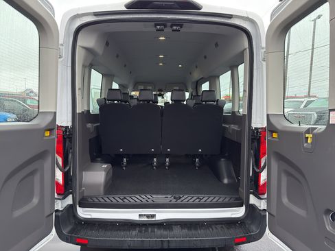 Used 2023 Ford Transit 350 XL image 17