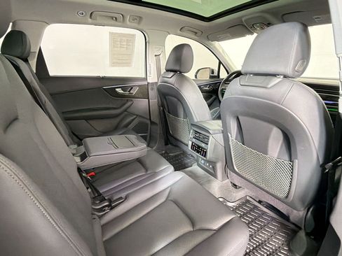 Used 2023 Audi Q7 3.0T Prestige AWD/4WD image 29