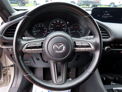 Used 2023 MAZDA MAZDA3 s image 26