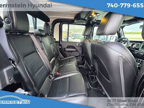Used 2020 Jeep Gladiator Overland AWD/4WD image 26