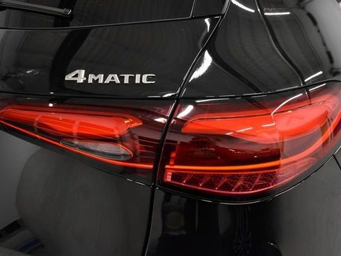 New 2026 Mercedes-Benz GLC 300 4MATIC image 12