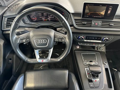 Used 2018 Audi SQ5 Prestige w/ Prestige Package AWD/4WD image 18