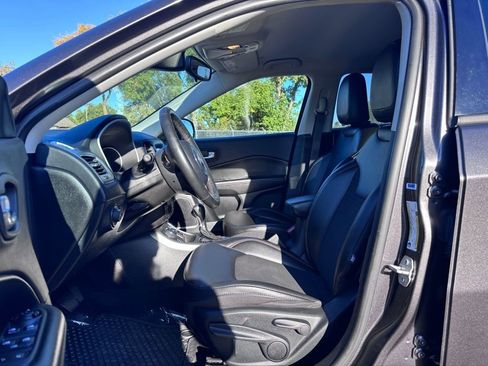 Used 2019 Jeep Compass Latitude w/ Cold Weather Group image 14